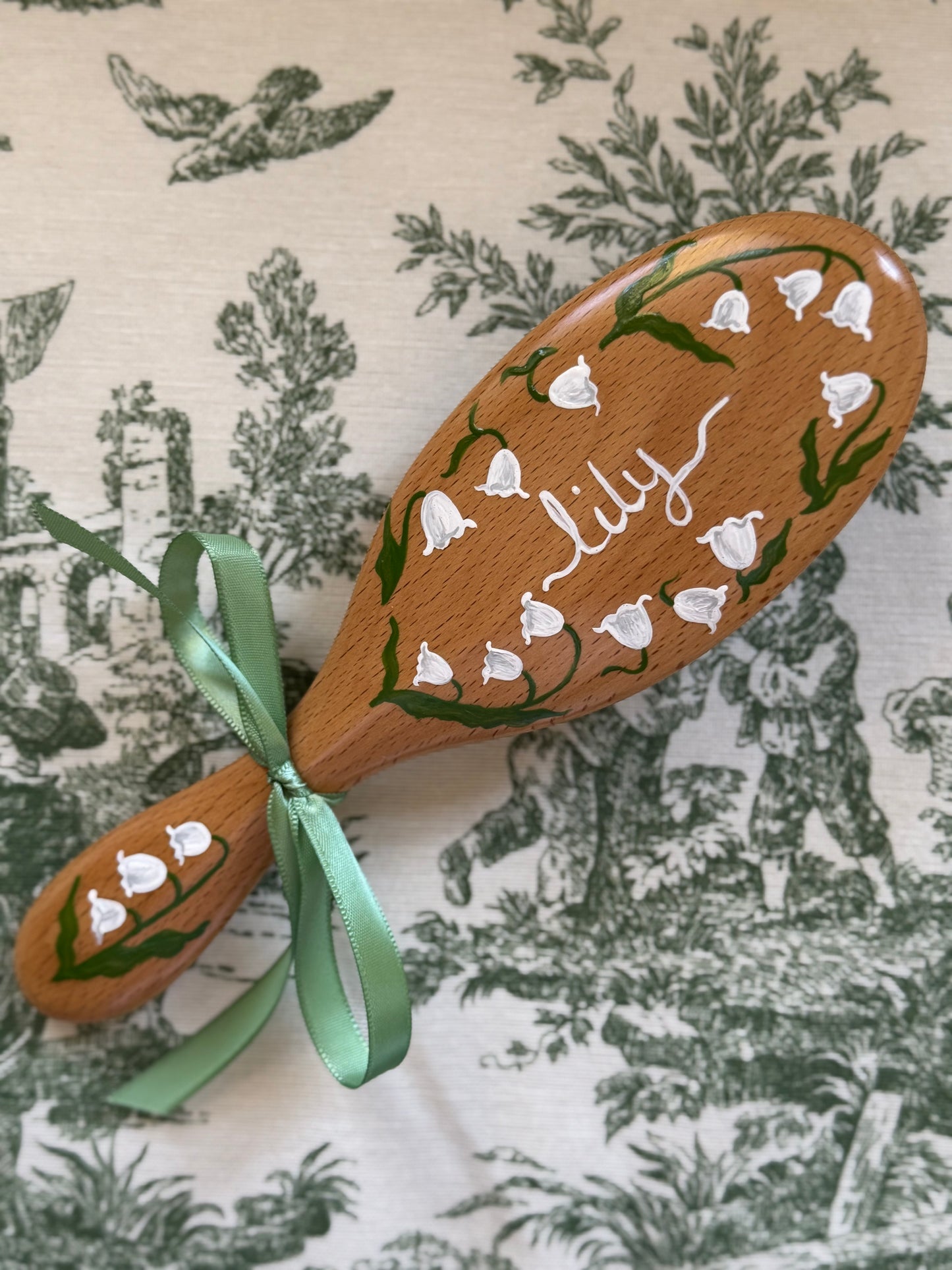 Bespoke Border-Design Hairbrush