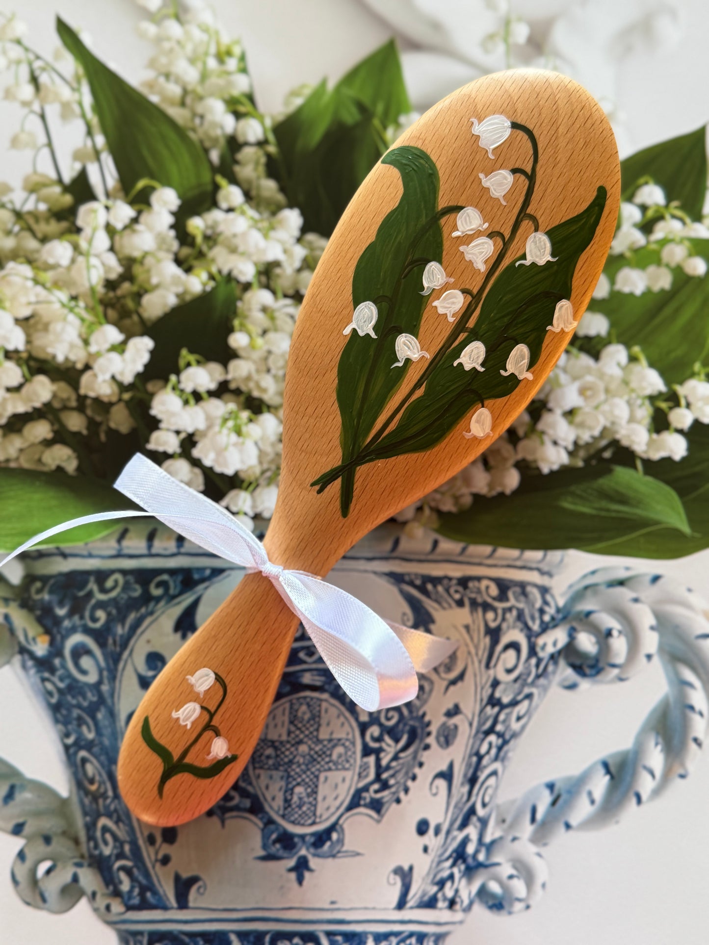 BUY NOW! Hairbrush with Lily of the Valley